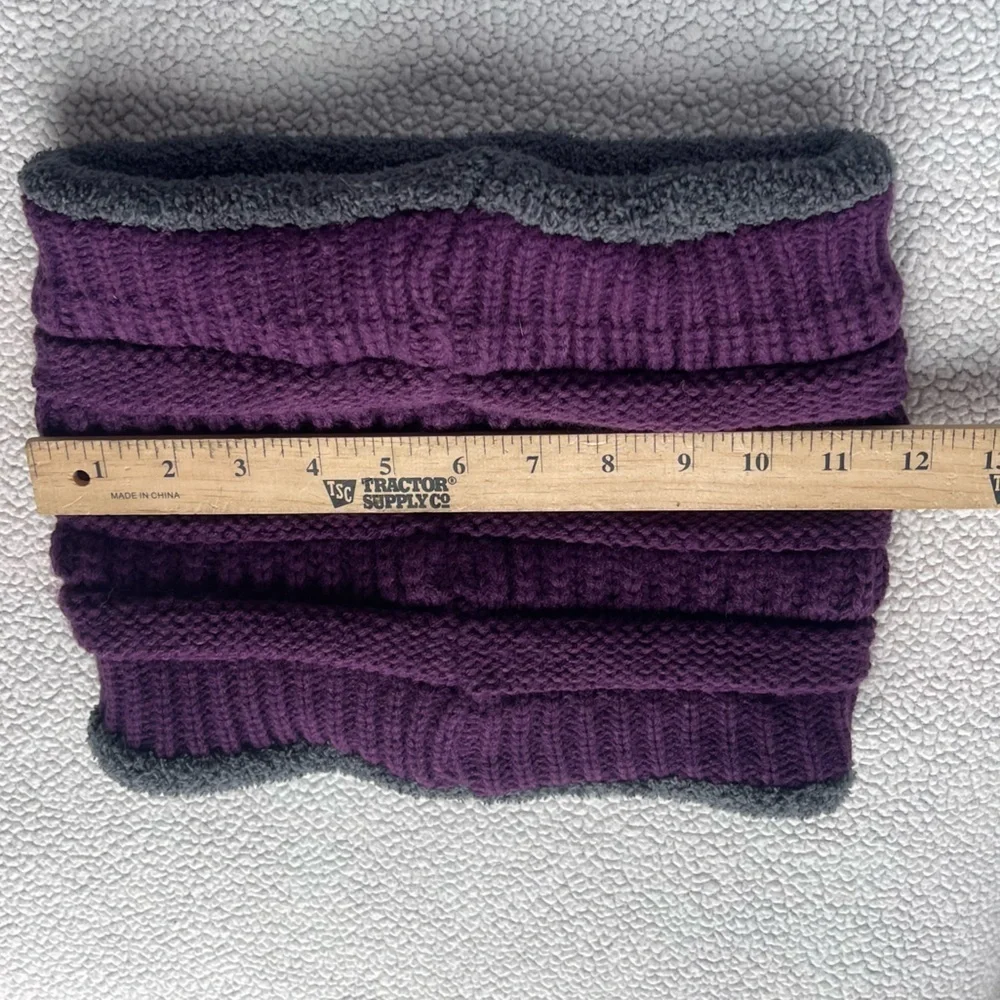 Market and Laybe purple sweater scarf snood neck wrap